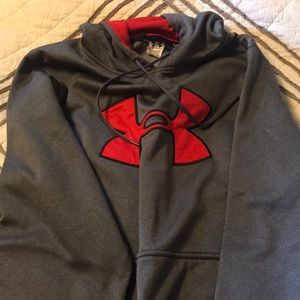 Under Armour sweatshirt
